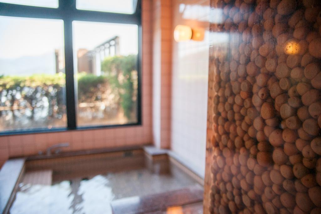 湖上館パムコ Hotel Wakasa  Exterior photo